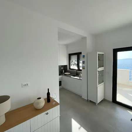 Beachfront Leonardo With Pool Villa