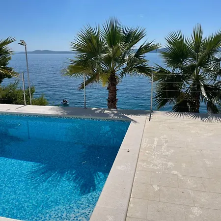 Beachfront Leonardo With Pool * Trogir