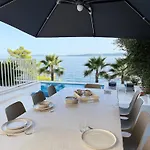 וילה Beachfront Leonardo With Pool *